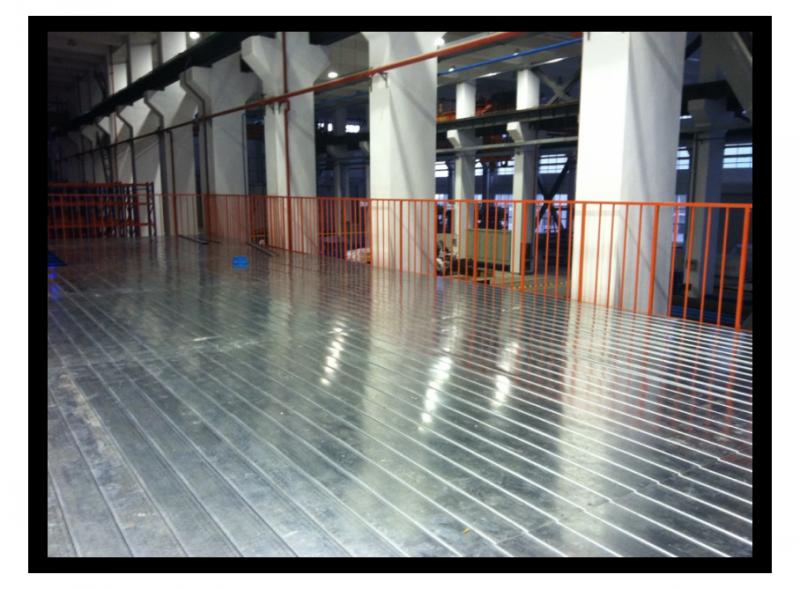 鋼（gāng）平台